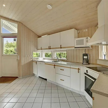 بيت للعطل 30410-odder-hulager-2